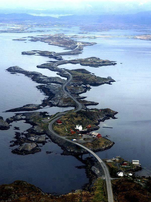 Leite Gard Near Atlantic Road In Hustadvika Lyngstad Bagian luar foto